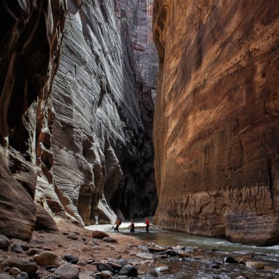 Hikers in the Narrows - Zion NP